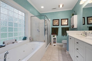 Bright and Lovely Home Designed for Single-Level Living! Open - photo 24