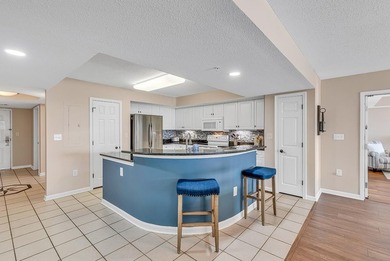 This upscale 2-bedroom, 2-bath luxury villa offers the perfect - photo 25