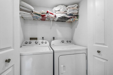 Beautifully renovated 2-bedroom, 2-bath end-unit condo in the - photo 25