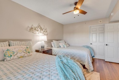This upscale 2-bedroom, 2-bath luxury villa offers the perfect - photo 29