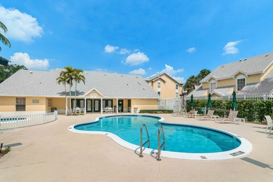 Beautifully renovated 2-bedroom, 2-bath end-unit condo in the - photo 29