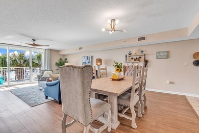 This upscale 2-bedroom, 2-bath luxury villa offers the perfect - photo 32
