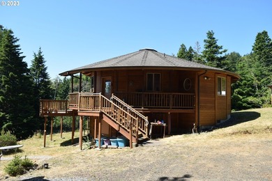 Ocean View Acreage!!! Charming two-bedroom, one-bath artist - photo 2