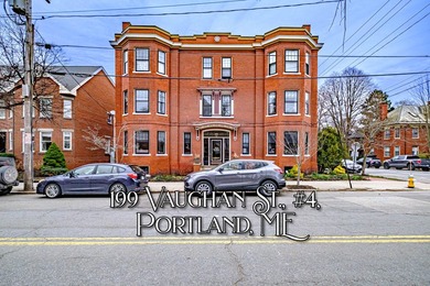 Welcome to 199 Vaughan Street #4, a classic Portland West End - photo 1