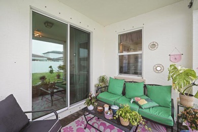 Welcome to this inviting 3-bedroom, 2-bathroom single-story home - photo 23