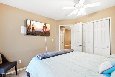 PREMIUM FURNISHED !! WATERFRONT W/EXPANSIVE LAKESIDE VIEWS! This - photo 24