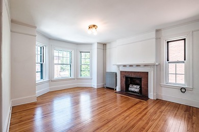 Welcome to 199 Vaughan Street #4, a classic Portland West End - photo 8