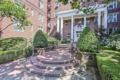 WELCOME TO FOREST HILLS SOUTH, high first floor, sunny & - photo 31