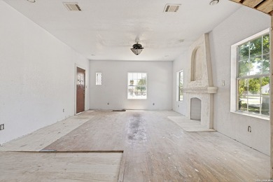 Charming 1920s home in the desirable Woodlawn Terrace - photo 5