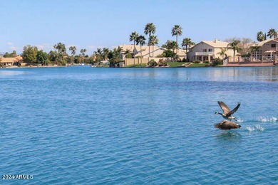 PREMIUM FURNISHED !! WATERFRONT W/EXPANSIVE LAKESIDE VIEWS! This - photo 38