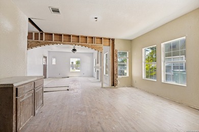 Charming 1920s home in the desirable Woodlawn Terrace - photo 9