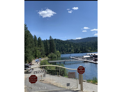 Beautiful Secondary Waterfront lot with Amazing views of Lake - photo 7