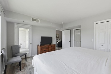 Welcome to one of the best opportunities in Pointe Royale! This - photo 18