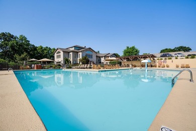 Welcome to one of the best opportunities in Pointe Royale! This - photo 45