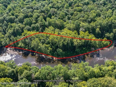 Escape to your own private island on the scenic Rondout Creek - photo 5