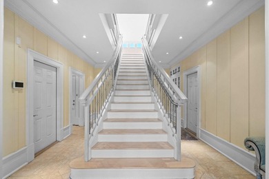 Welcome to an extraordinary oceanfront estate nestled behind - photo 49