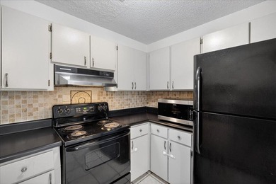 Welcome to this spacious unit located in the heart of North - photo 11