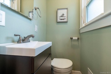 Welcome to this cozy 1-bedroom, 1.5-bathroom bungalow located in - photo 13