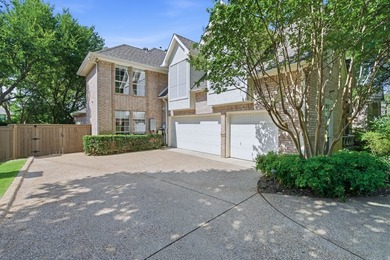 Nestled on a quiet cul-de-sac in the highly sought after - photo 3