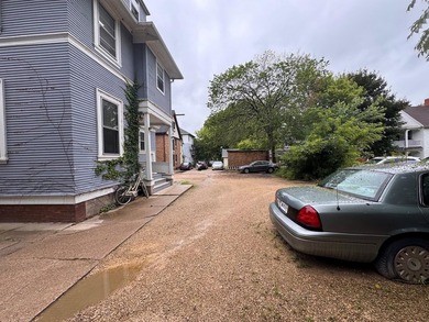 4 unit apartment complex located just 2 blocks off Williamson St - photo 13