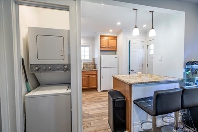 Welcome to this cozy 1-bedroom, 1.5-bathroom bungalow located in - photo 14