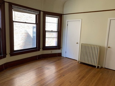 4 unit apartment complex located just 2 blocks off Williamson St - photo 15