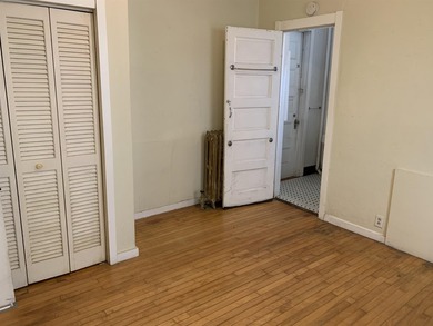 4 unit apartment complex located just 2 blocks off Williamson St - photo 18