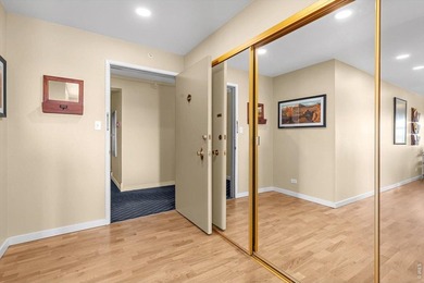 Don't miss this rare opportunity to own a sunny 6th-floor end - photo 9