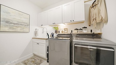 Experience luxury living in the exclusive gated golf and resort - photo 23