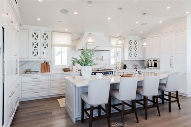 Perfectly positioned on an exclusive double-lot walk street in - photo 35