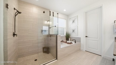 Experience luxury living in the exclusive gated golf and resort - photo 35