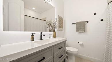 Experience luxury living in the exclusive gated golf and resort - photo 42