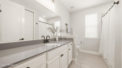 Experience luxury living in the exclusive gated golf and resort - photo 47