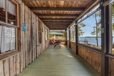 GREAT POND Escape to the lake & unwind in this classic 2BR/1BA - photo 8