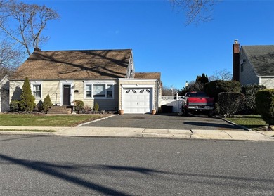 Cape Cod style home. This home features 4 bedrooms, full bath - photo 1