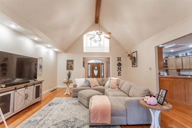 Welcome to this stunning 6-bedroom, 2-bath home offering over 5 - photo 12