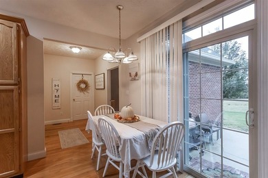 Welcome to this stunning 6-bedroom, 2-bath home offering over 5 - photo 17