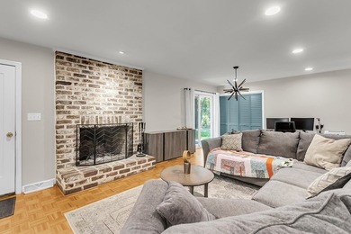 Enjoy a Wonderful Northbridge Terrace location with lots of - photo 23