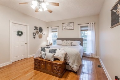 Welcome to this stunning 6-bedroom, 2-bath home offering over 5 - photo 24