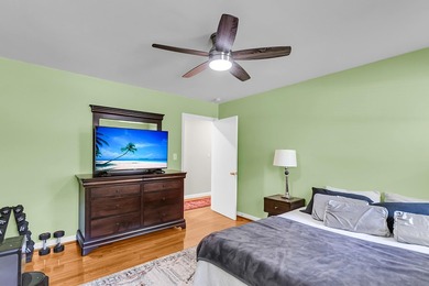 Enjoy a Wonderful Northbridge Terrace location with lots of - photo 36