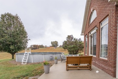 Welcome to this stunning 6-bedroom, 2-bath home offering over 5 - photo 46