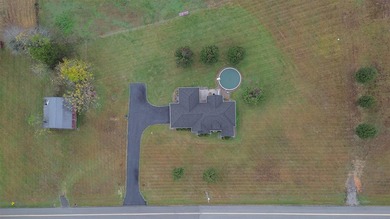 Welcome to this stunning 6-bedroom, 2-bath home offering over 5 - photo 53