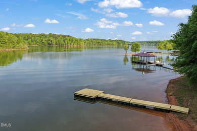 This is exactly what a lake place is meant to feel like! The - photo 3
