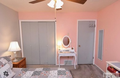 Introducing a darling single level home in McDonald's Farm - photo 26