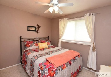 Introducing a darling single level home in McDonald's Farm - photo 27