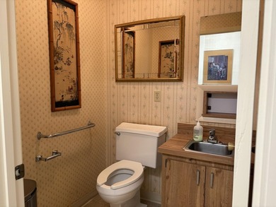 2,100 sq ft free standing medical office building. Ideal for a - photo 28