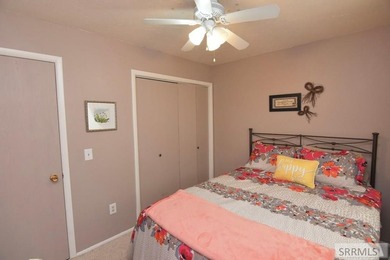 Introducing a darling single level home in McDonald's Farm - photo 28