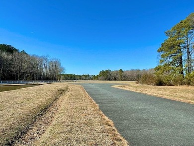 Large waterfront cul de sac lot in the community of Baywatch in - photo 3