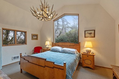 Custom built ocean view home and 5 acres in Neskowin. This one - photo 48