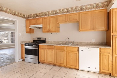 PRIME location with a paved parking lot, this Austin stone - photo 3